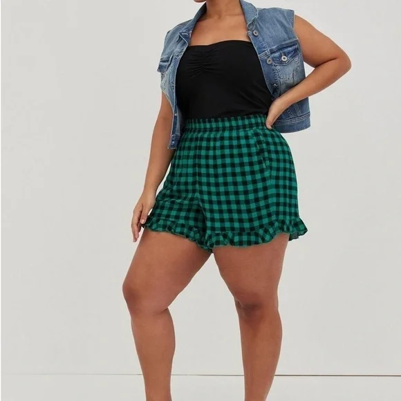 Torrid Women’s Plus Size Gingham 5-Inch Gauze High-Rise Short Ruffle Hem Green 1 - Picture 2 of 12